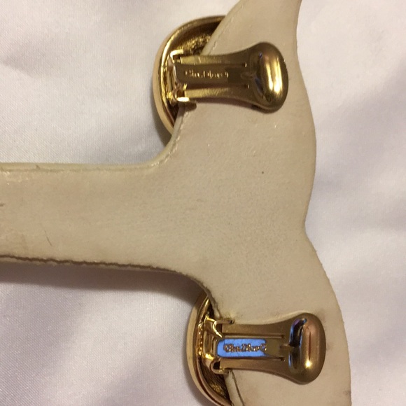 VINTAGE CRISTIAN DIOR EARRING - Picture 2 of 8